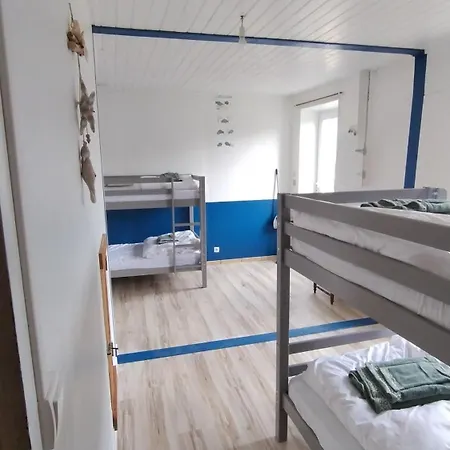 بيت شباب La Surfhouse Oleronaise *