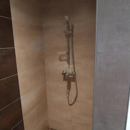 La Surfhouse Oleronaise بيت شباب *