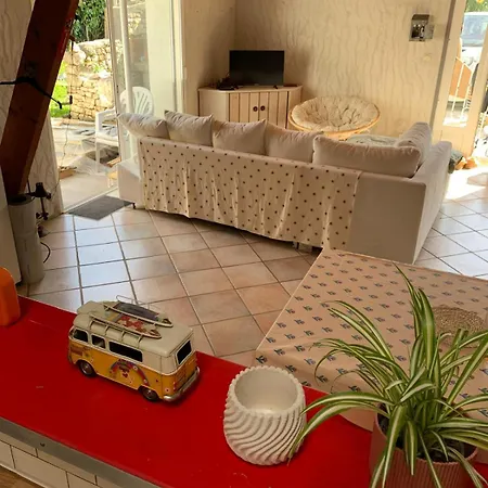 La Surfhouse Oleronaise بيت شباب سان بيار دو أوليرون