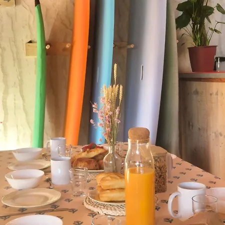 بيت شباب La Surfhouse Oleronaise *